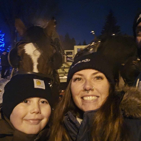 Meet your Posher, Car - Picture 1 of 1